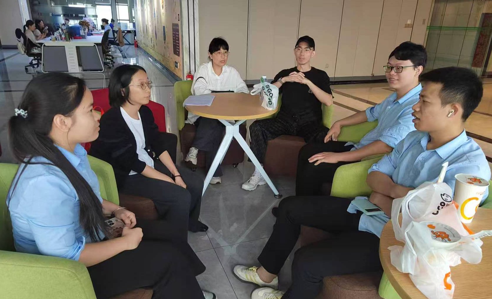 社会工作系深度走访破解“最后一公里”就业难题